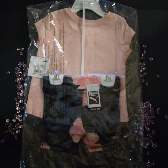 PUMA two piece set - Picture 4 of 8